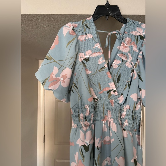 NWT - floral Jumpsuit! Lowest price sale❤️ - Picture 4 of 8